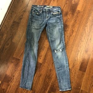 Madewell distressed skinny skinny jeans